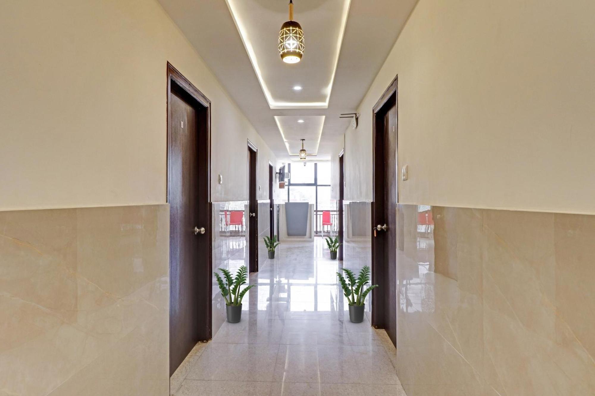 Hotel O Gn Nelli Suites バンガロール エクステリア 写真