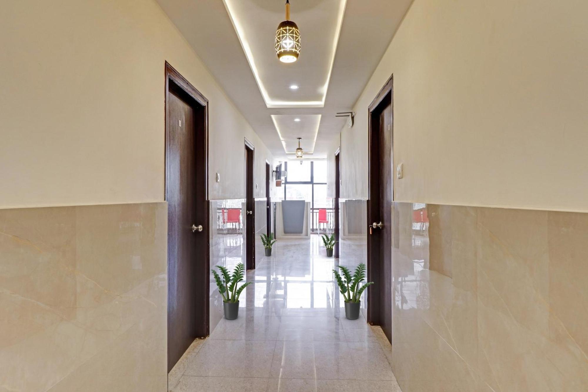 Hotel O Gn Nelli Suites バンガロール エクステリア 写真